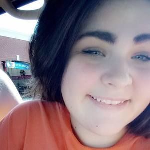 Meet your Posher, Katelyn